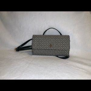 Tommy Hilfiger crossbody purse